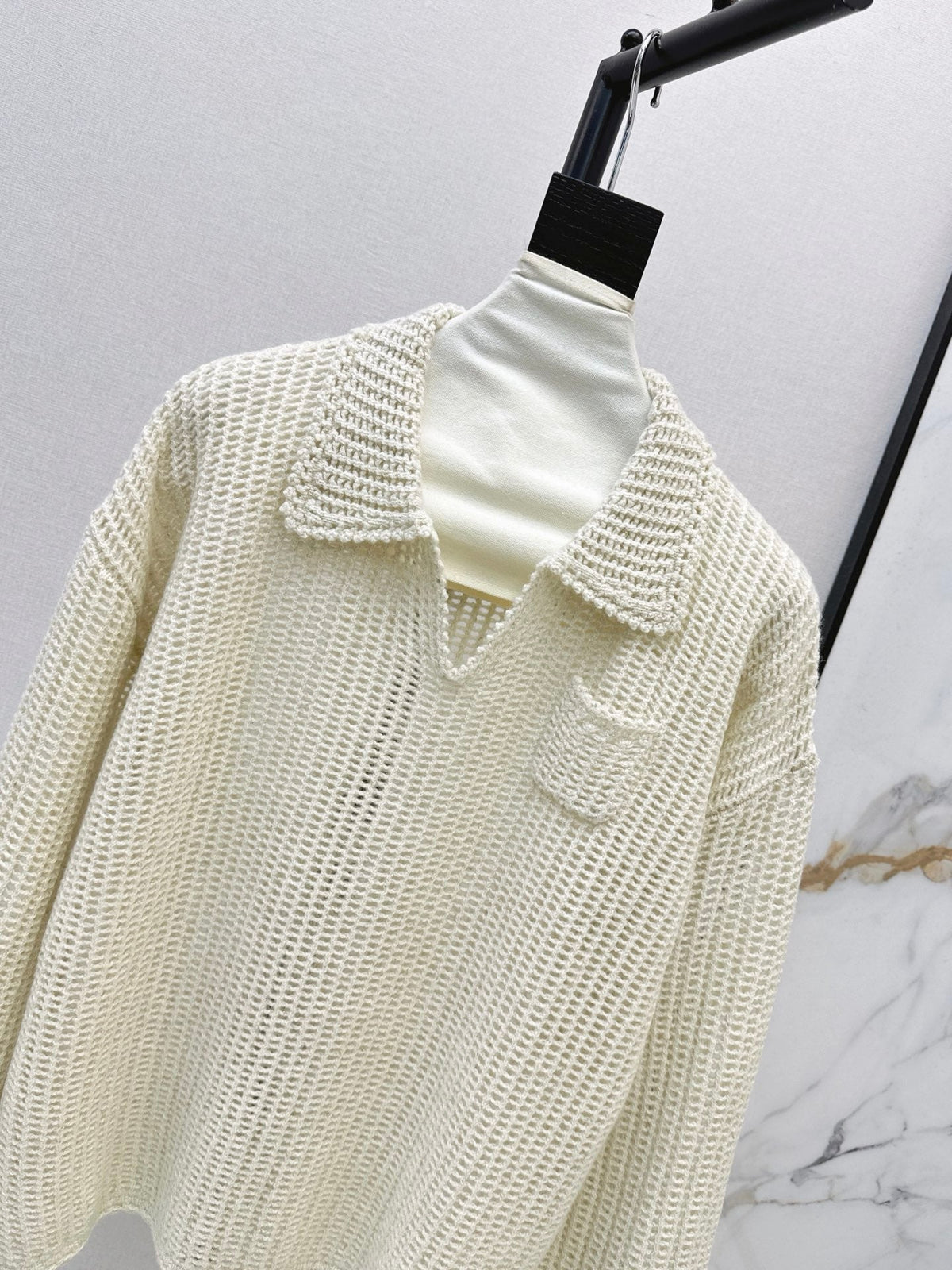 26Latest Autumn/Winter Open-Knit Collared Sweater