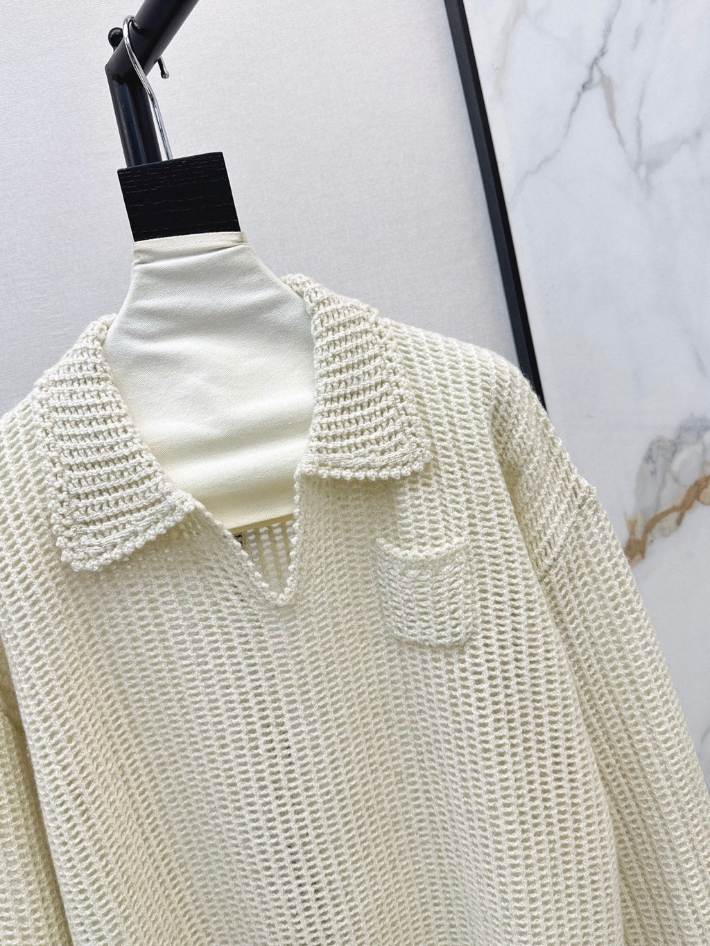 26Latest Autumn/Winter Open-Knit Collared Sweater