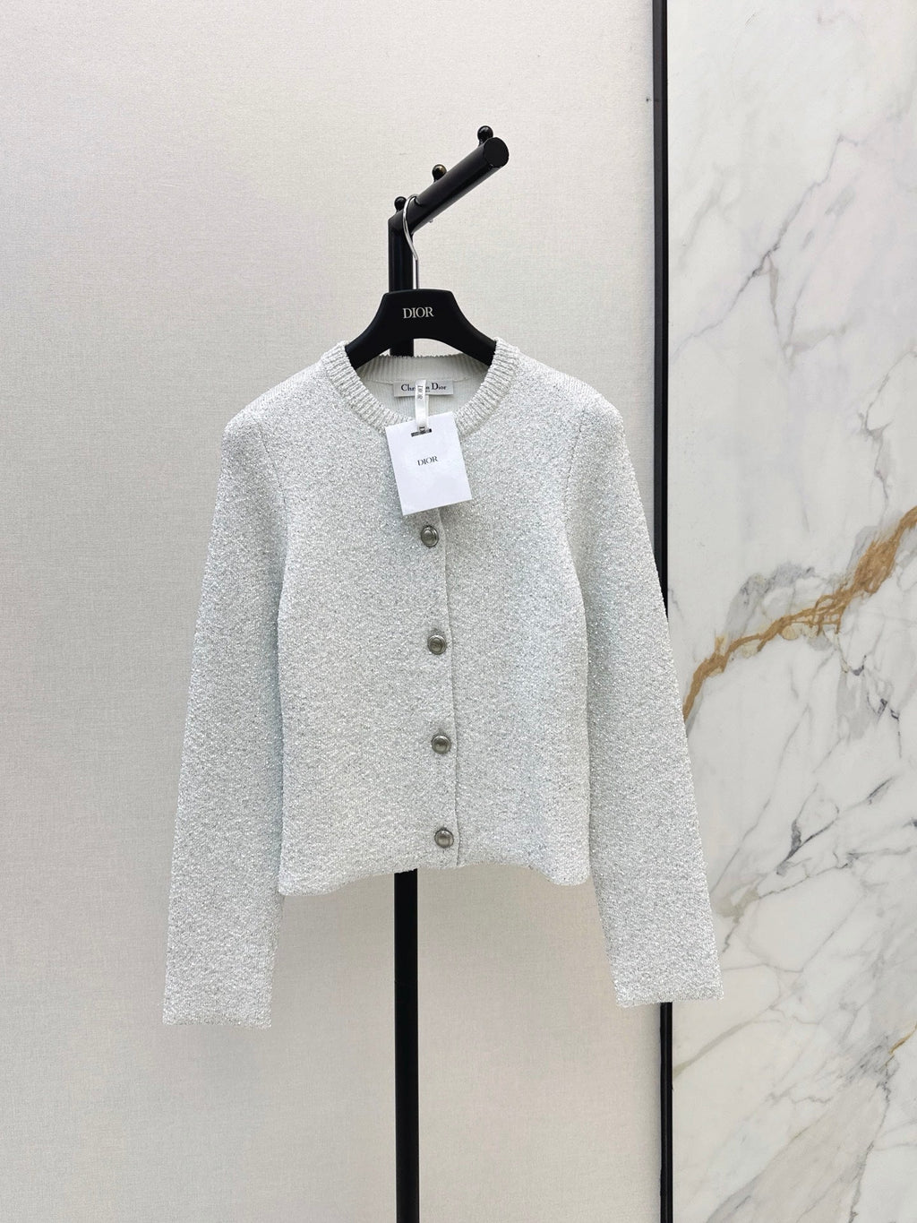 26Latest Autumn/Winter Sequin-Yarn Crew-Neck Knit Cardigan