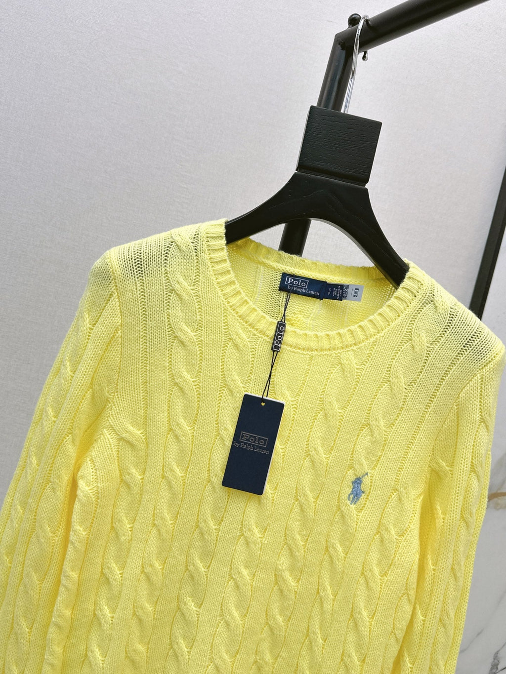 26Latest Autumn/Winter Long-Sleeve Crew-Neck Knit Sweater with Pony Embroidery