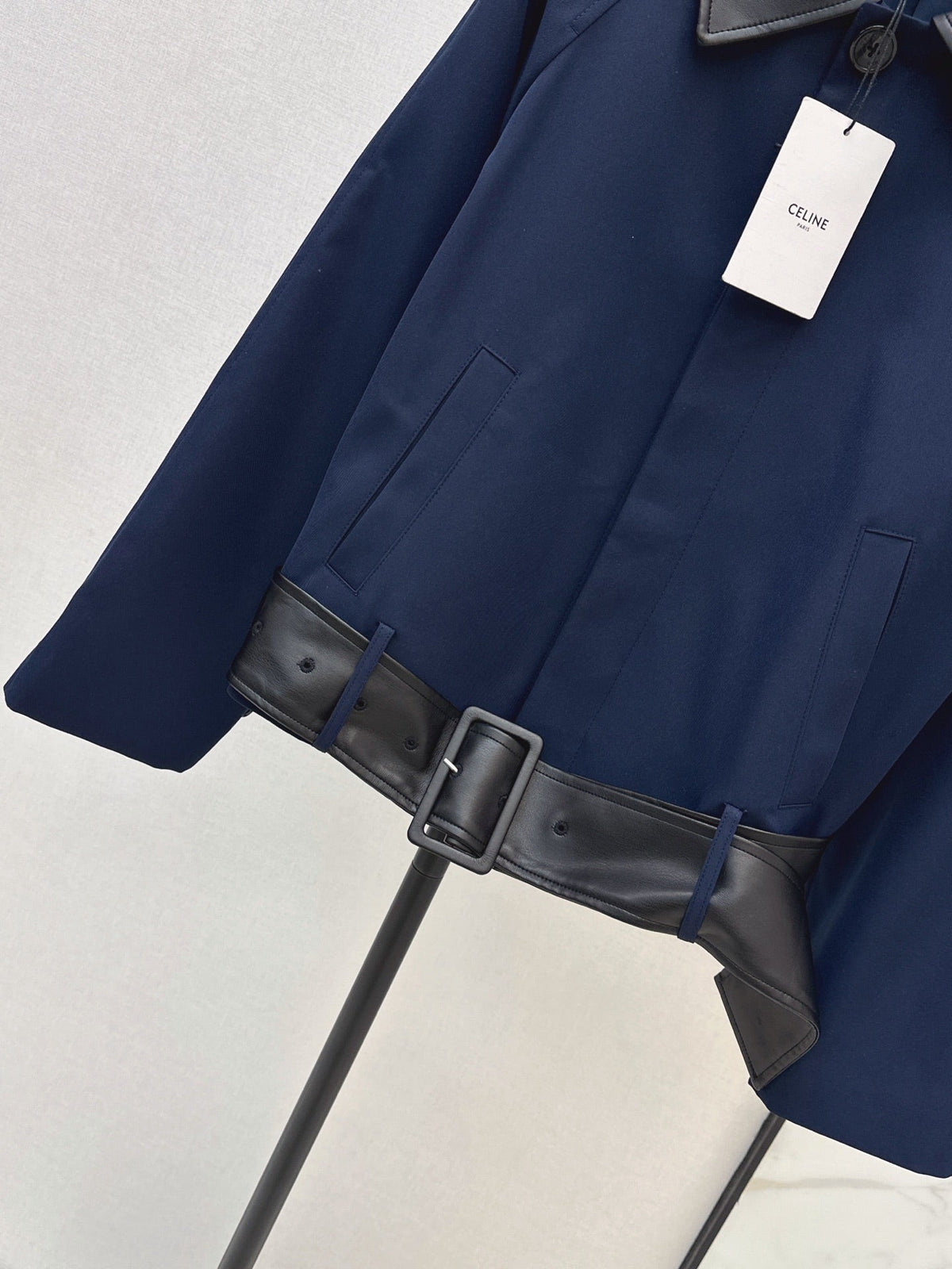 26Latest Autumn/Winter Navy Short Trench Jacket with Leather Accents