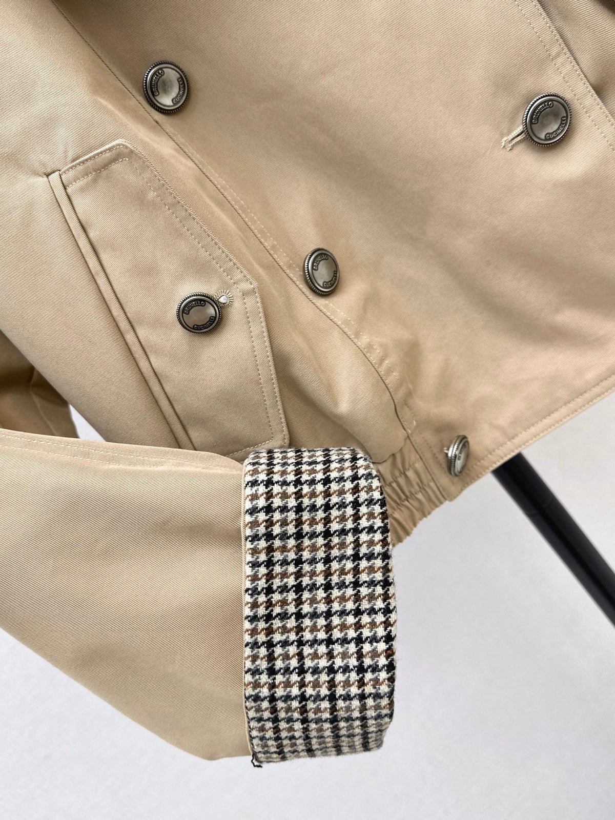 26Latest Autumn/Winter Cropped Trench Jacket