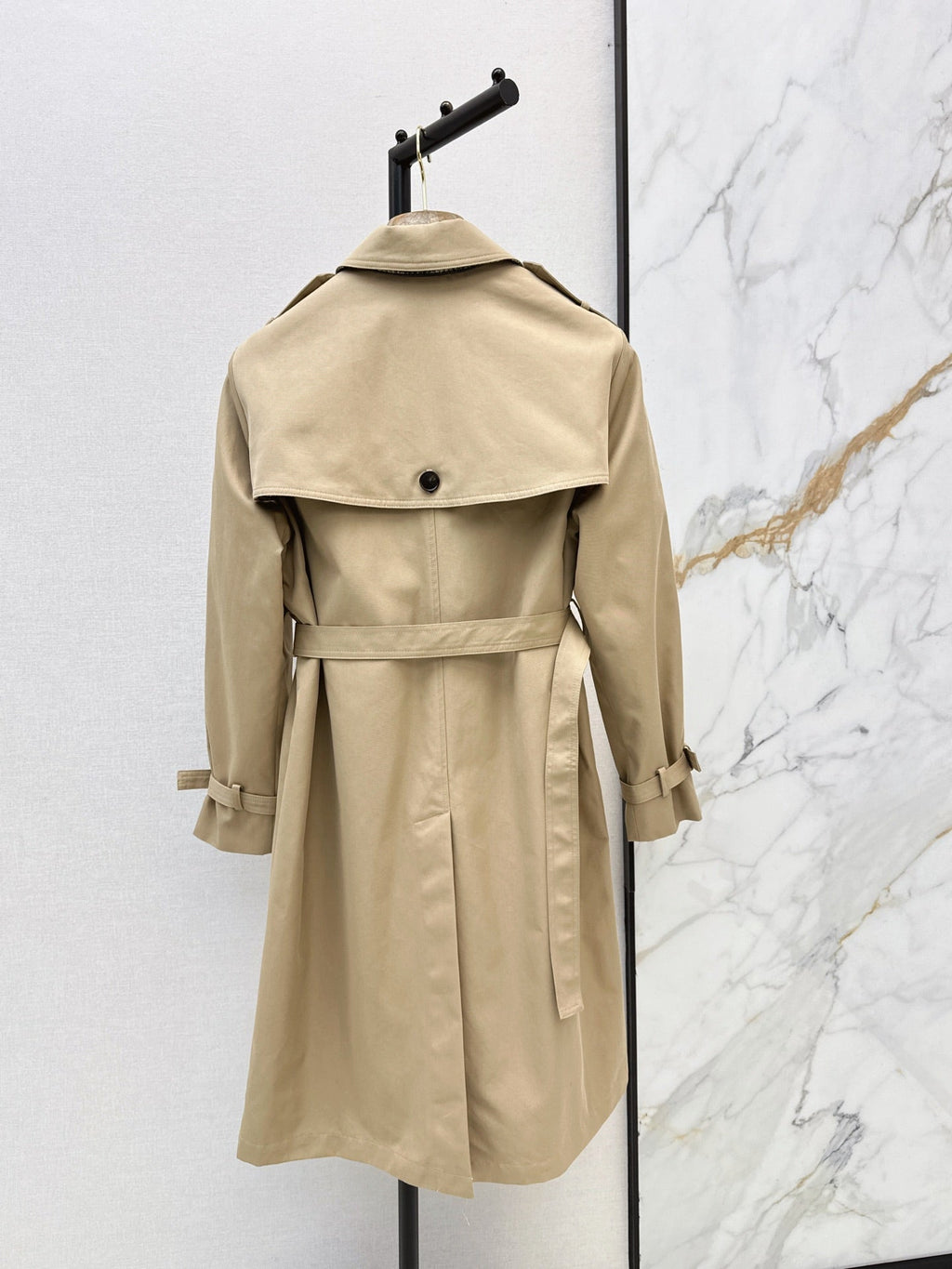 26Latest Autumn/Winter Long Trench Coat with Houndstooth Lining