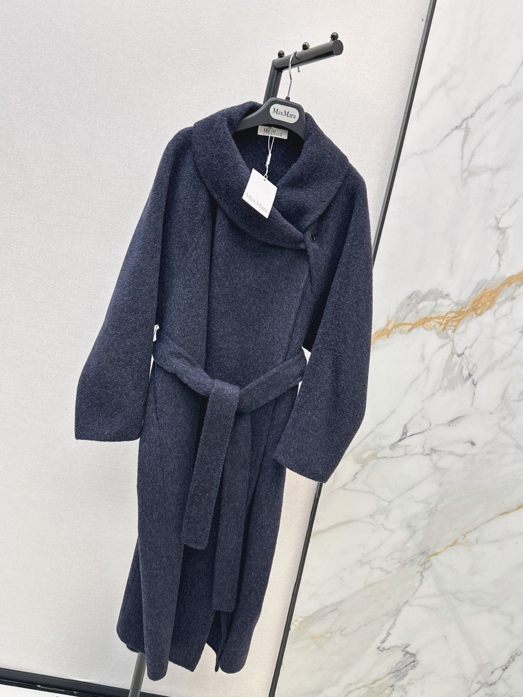 26A must-have long, double-faced wool coat for the stylish woman this autumn/winter.