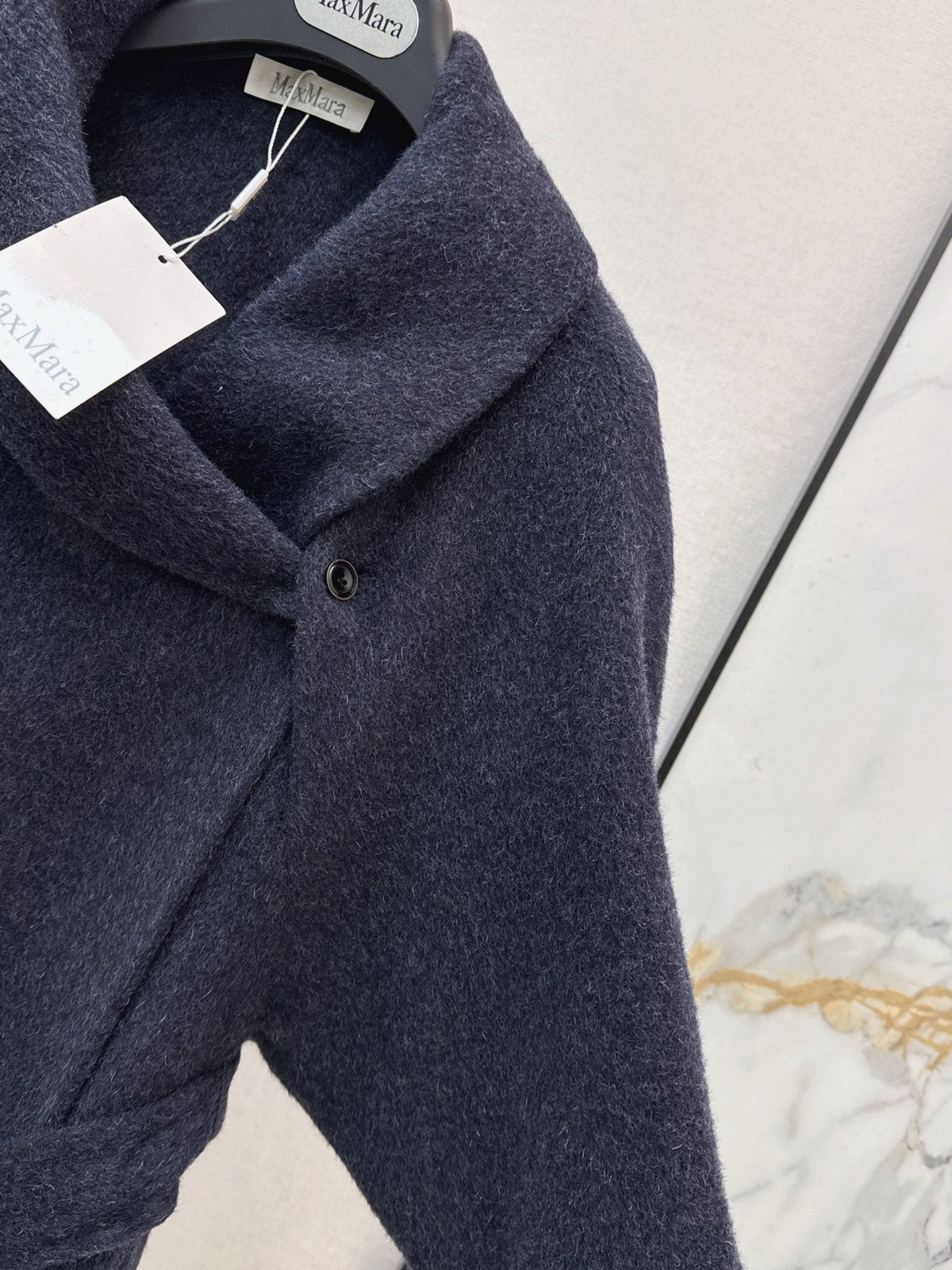 26A must-have long, double-faced wool coat for the stylish woman this autumn/winter.