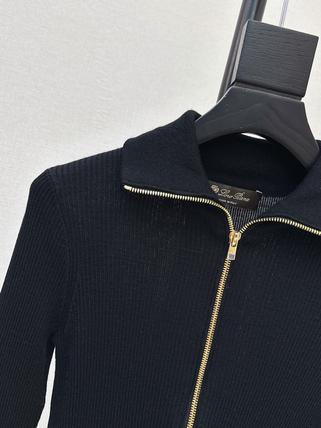 26Latest Autumn/Winter Half-Placket Wool Knit Top