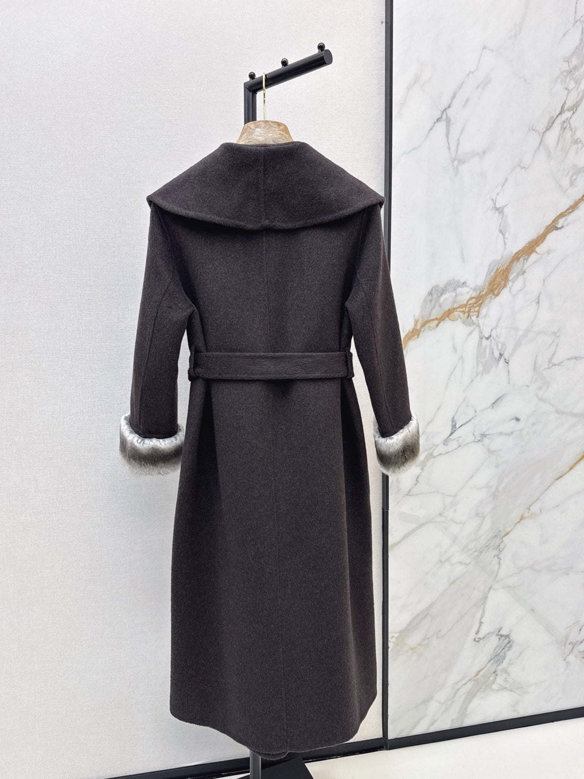 26 Fall/Winter Latest Style Long Double-Faced Wool Coat with Large Lapel