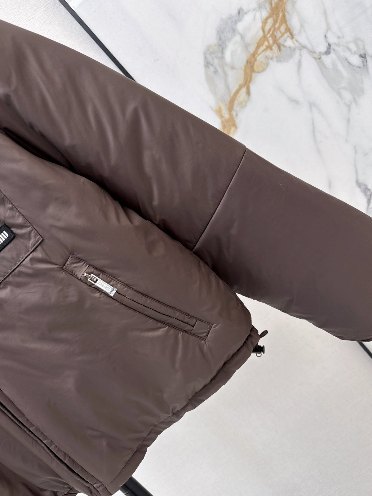 26 Fall/Winter New Hoodie with Logo Letter Metal Zipper Down Jacket