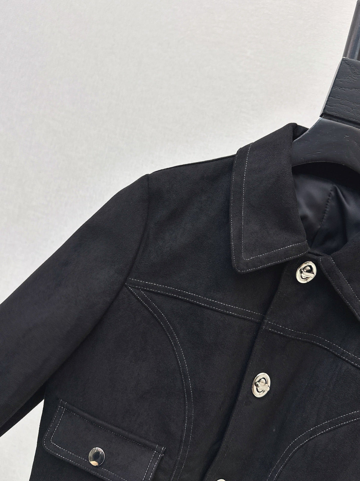 26 Fall/Winter Latest Custom Twist Small Silver Button Suede Jacket