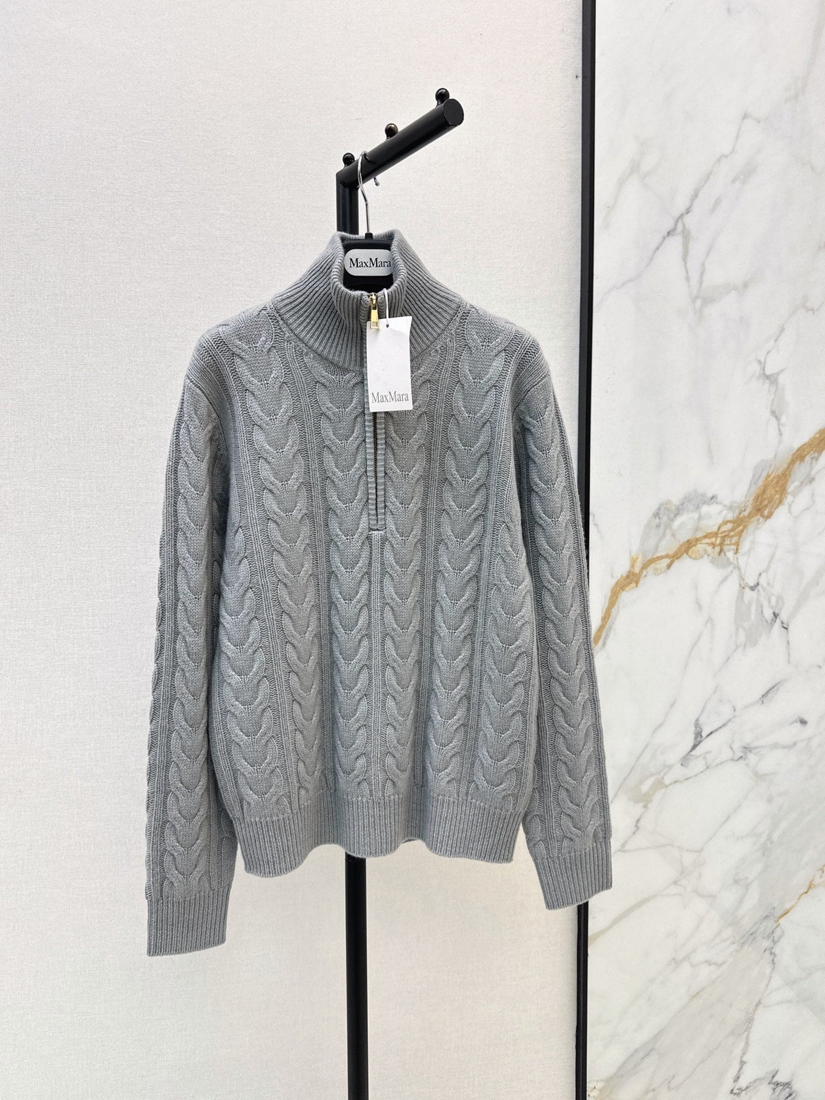 26 Fall/Winter Latest Cable Knit Half-Zip Polo Wool Sweater