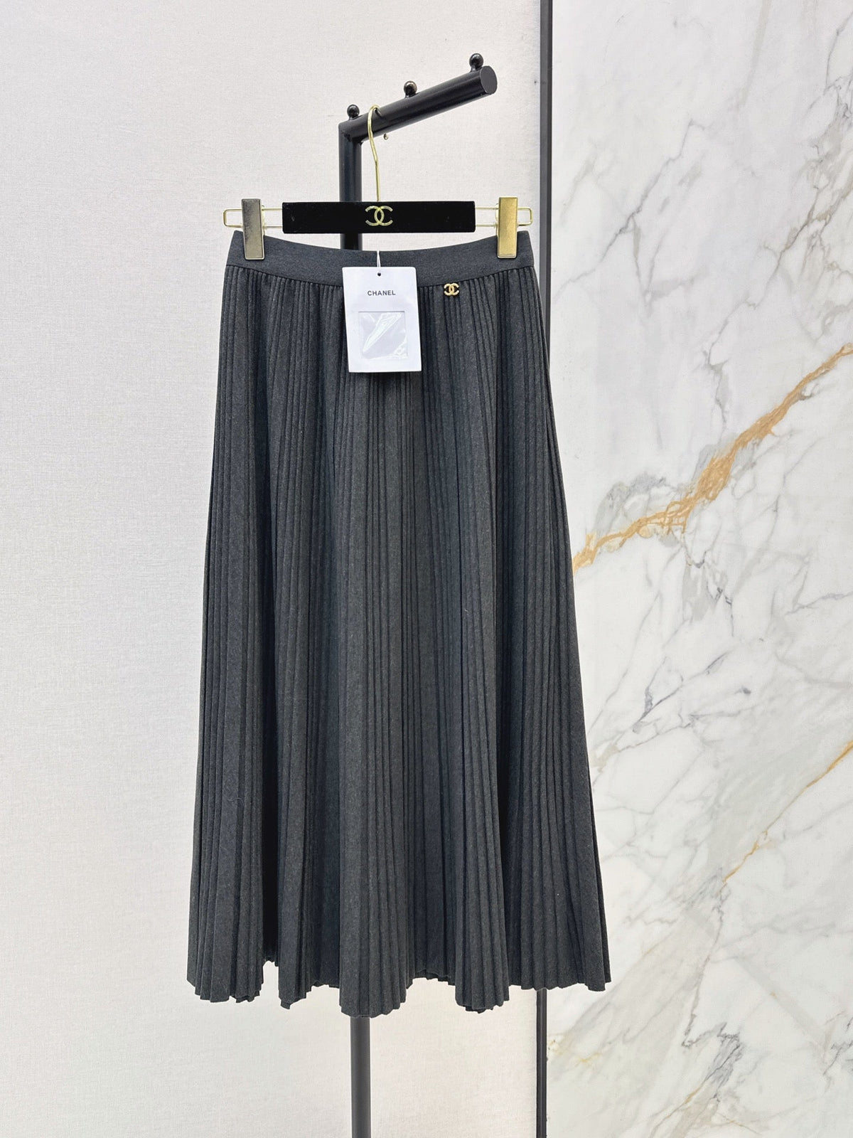 26Latest Autumn/Winter Versatile Pleated Skirt