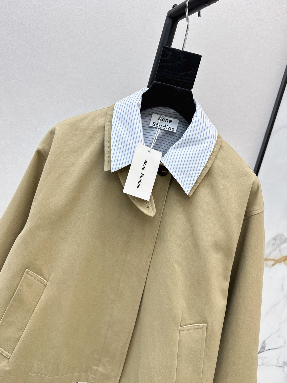 26Latest Autumn/Winter Color-Block "Faux-Layered" Jacket