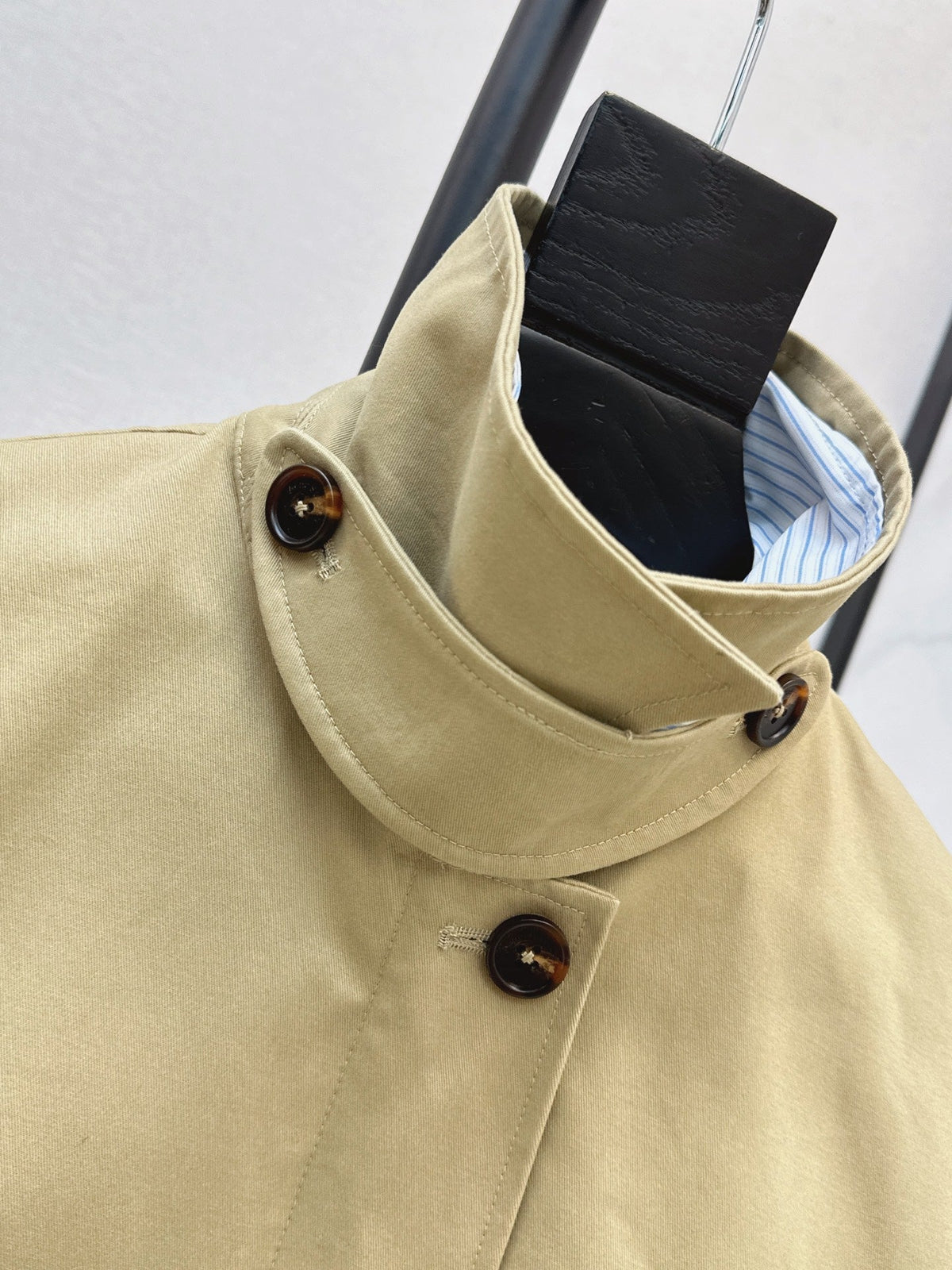 26Latest Autumn/Winter Color-Block "Faux-Layered" Jacket