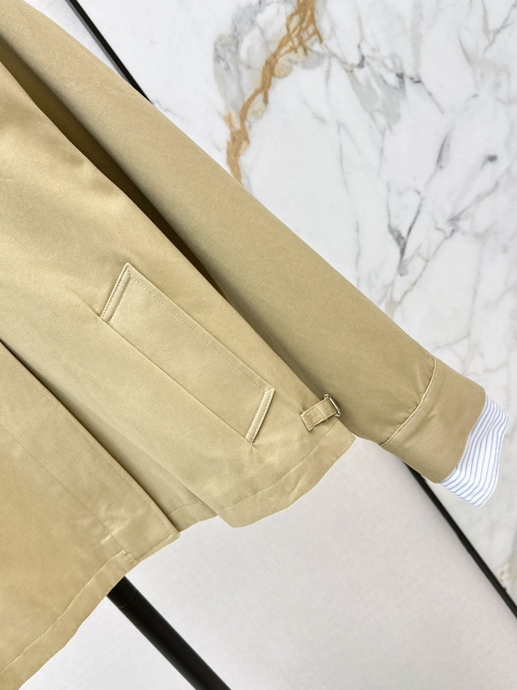 26Latest Autumn/Winter Color-Block "Faux-Layered" Jacket
