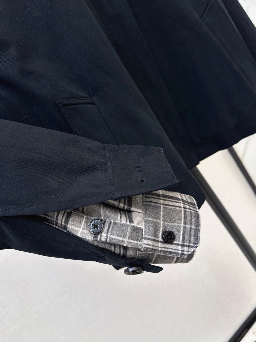 26Latest Autumn/Winter Color-Block "Faux-Layered" Jacket