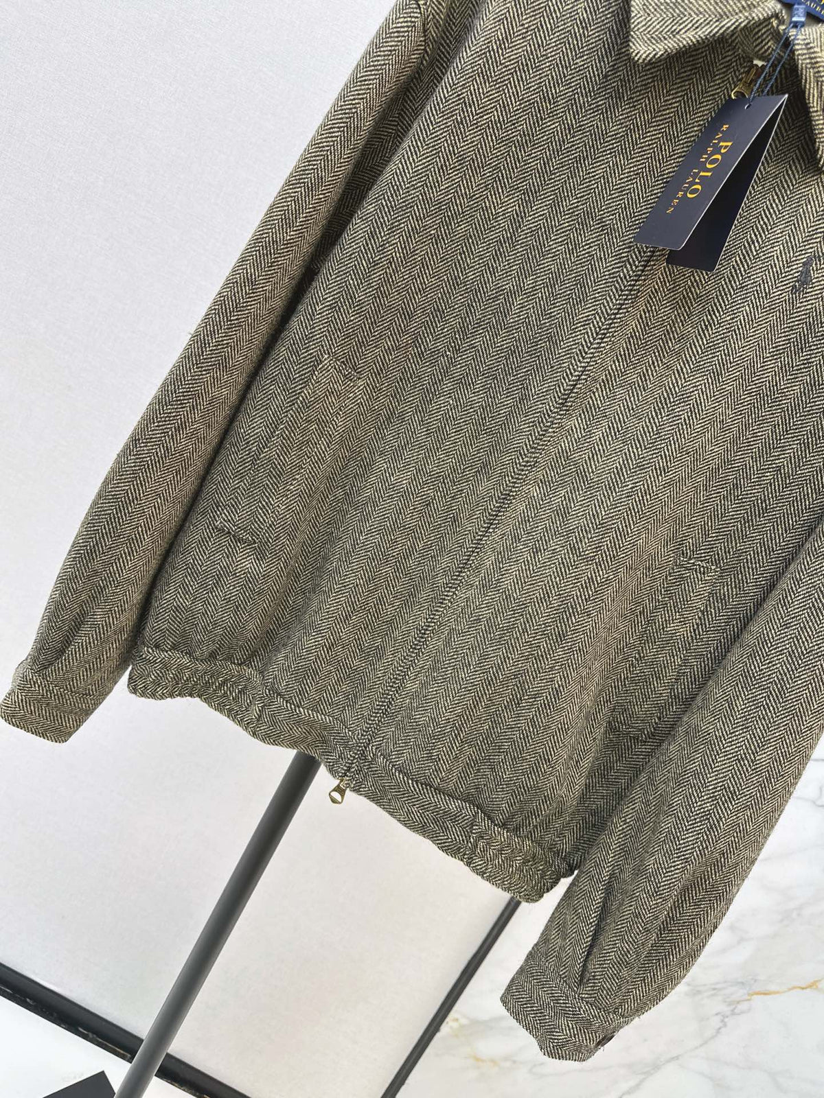 26Latest Autumn/Winter Wool-Blend Herringbone Jacket with Pony Embroidery