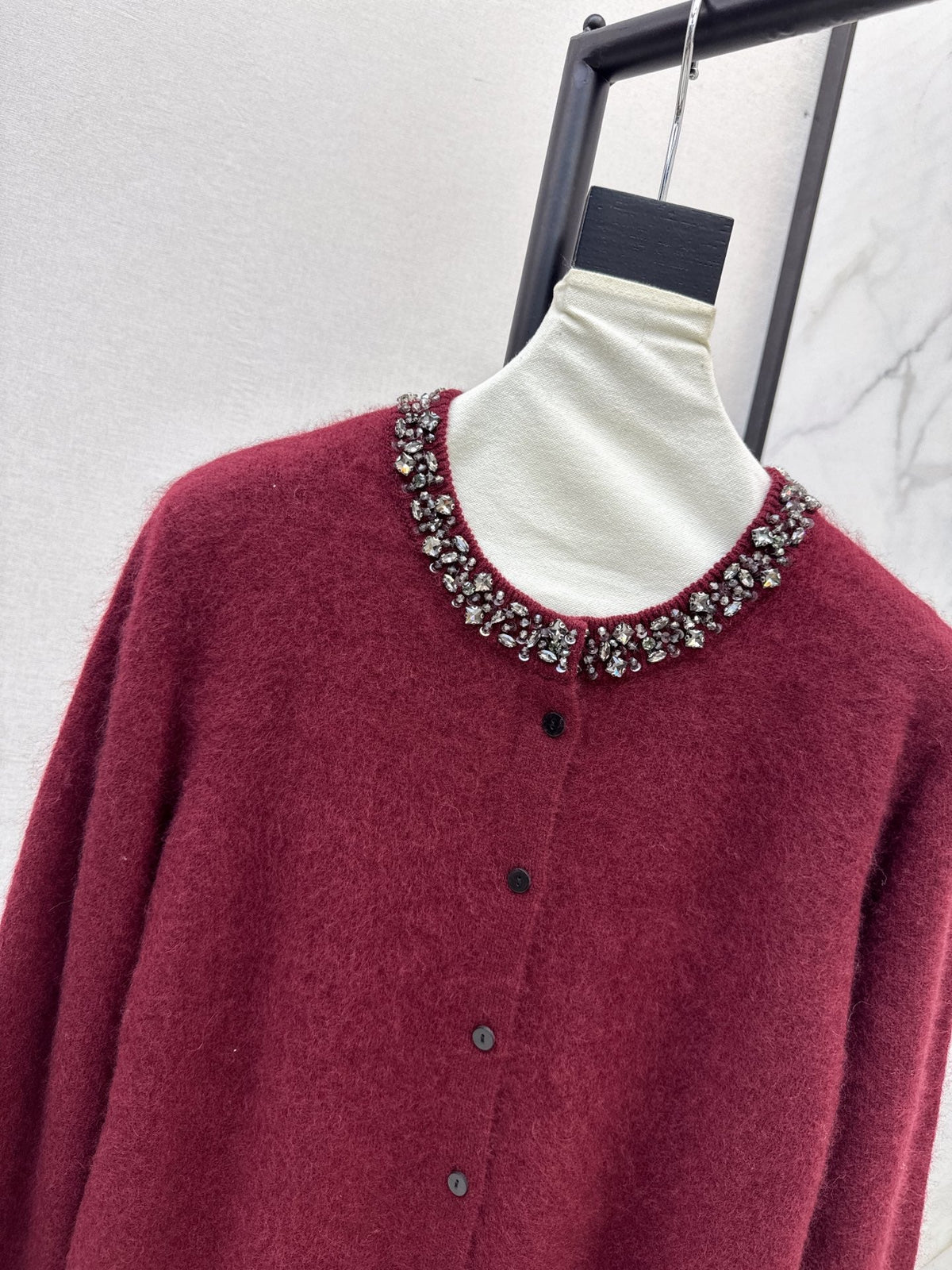 26Exquisite, Intricately Beaded Crew-Neck Knit Cardigan (Latest Autumn/Winter Collection)