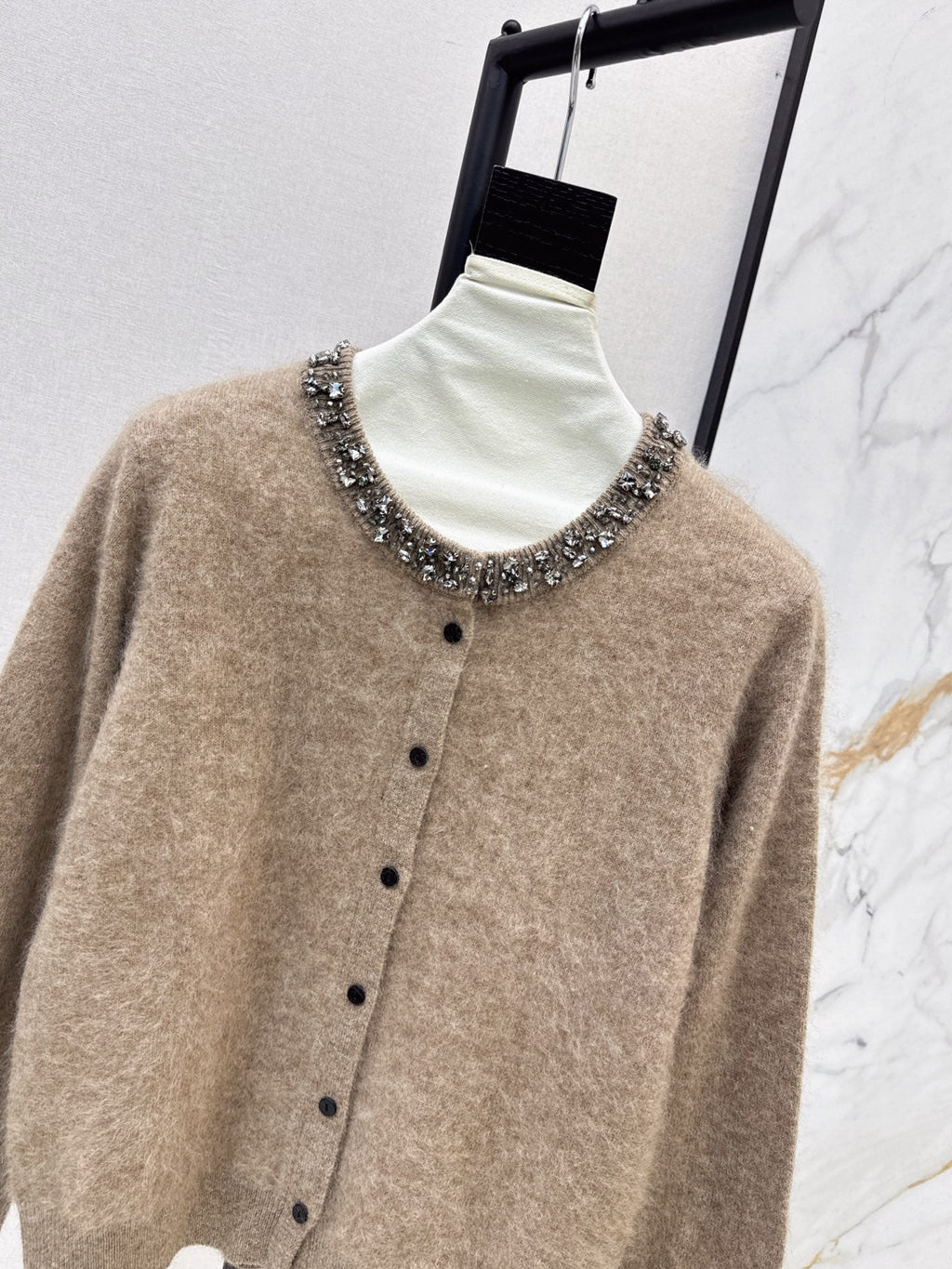 26Exquisite, Intricately Beaded Crew-Neck Knit Cardigan (Latest Autumn/Winter Collection)