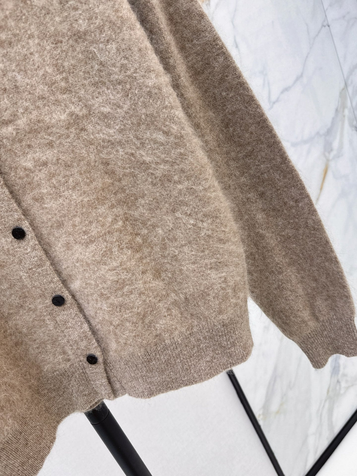 26Exquisite, Intricately Beaded Crew-Neck Knit Cardigan (Latest Autumn/Winter Collection)