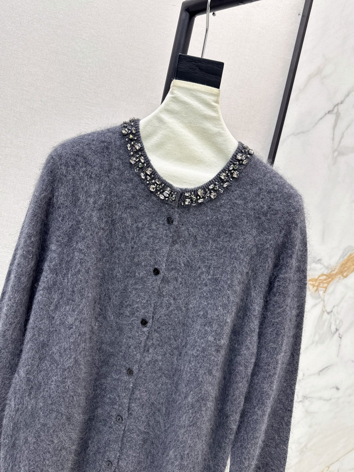 26Exquisite, Intricately Beaded Crew-Neck Knit Cardigan (Latest Autumn/Winter Collection)