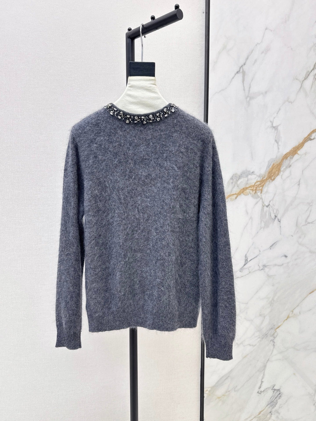 26Exquisite, Intricately Beaded Crew-Neck Knit Cardigan (Latest Autumn/Winter Collection)