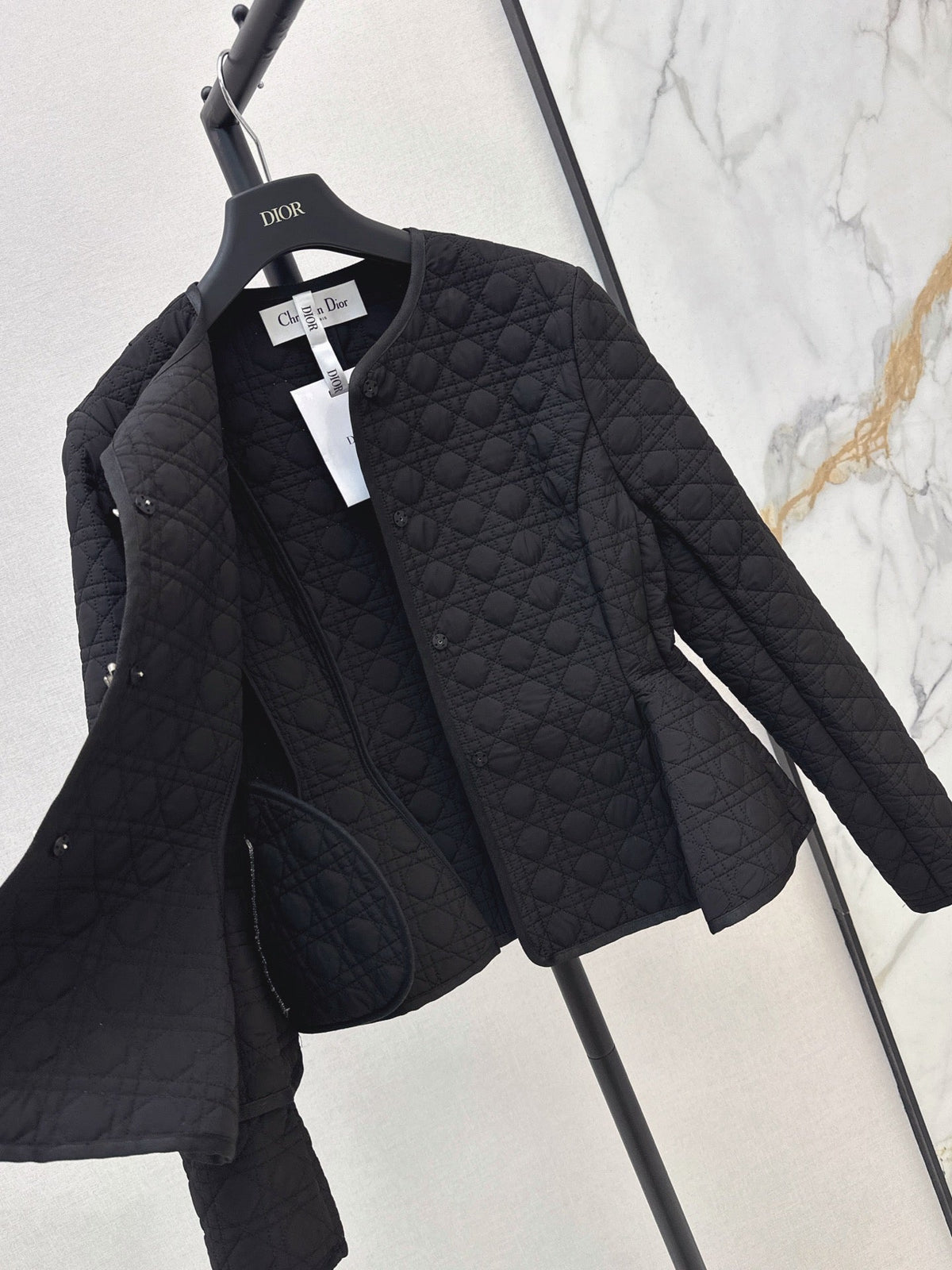 26Latest Autumn/Winter Quilted Jacket with Bow & Hardware Detail