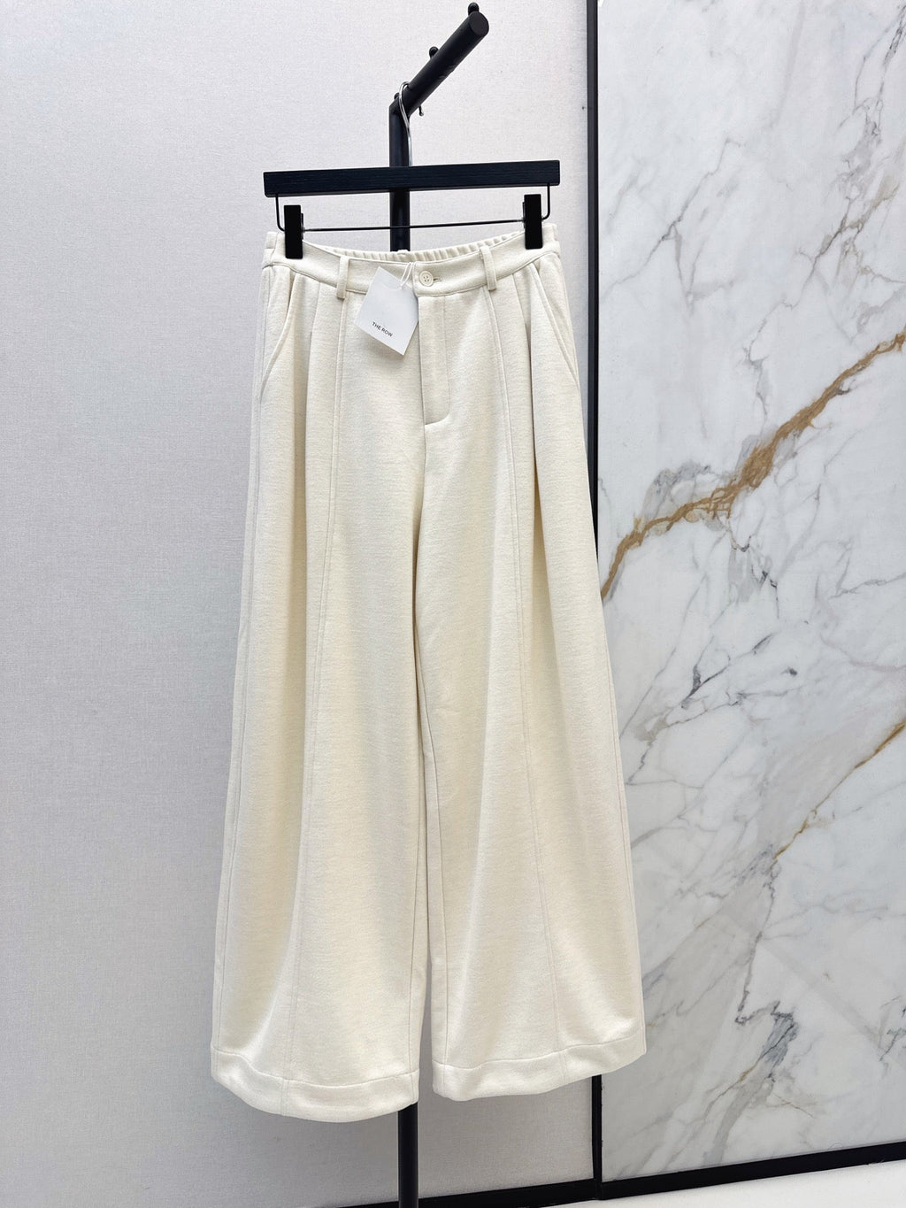 26Latest Autumn/Winter Thickened Wool Straight-Leg Trousers