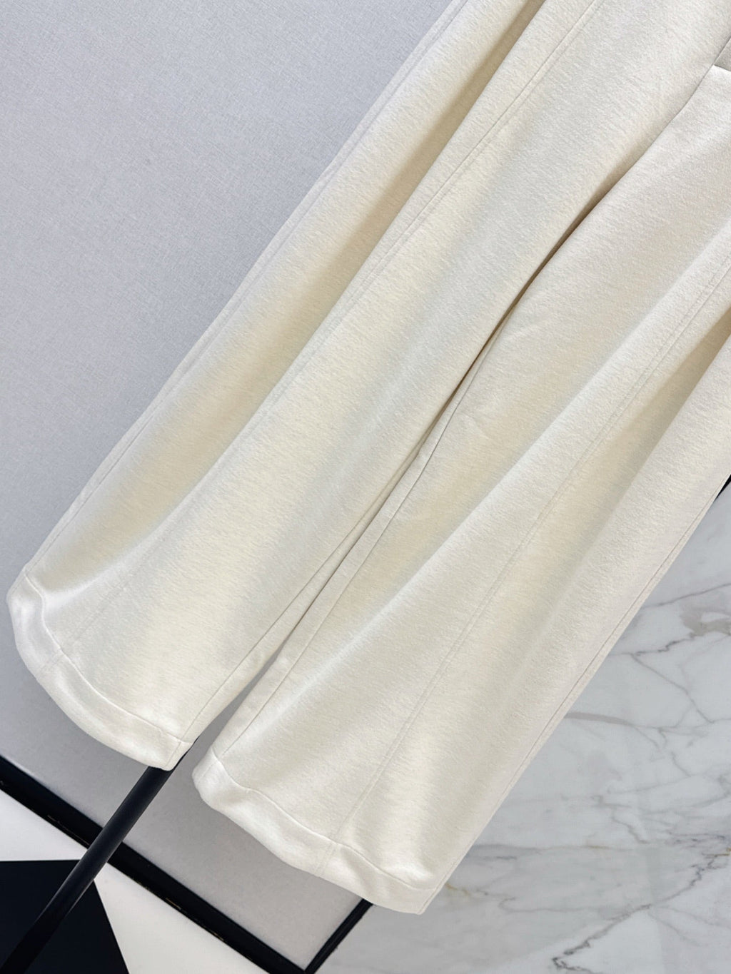 26Latest Autumn/Winter Thickened Wool Straight-Leg Trousers