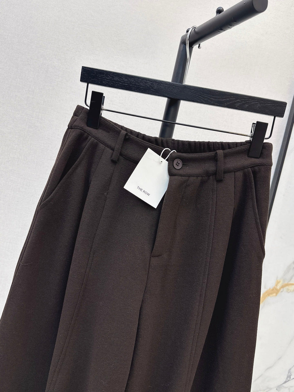 26Latest Autumn/Winter Thickened Wool Straight-Leg Trousers