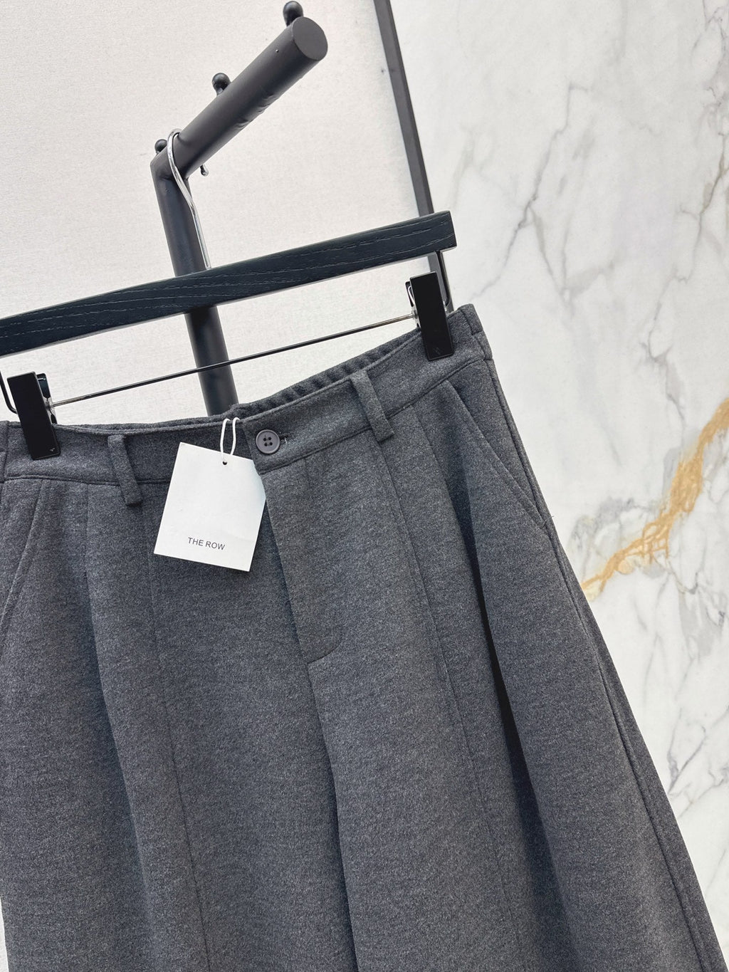 26Latest Autumn/Winter Thickened Wool Straight-Leg Trousers