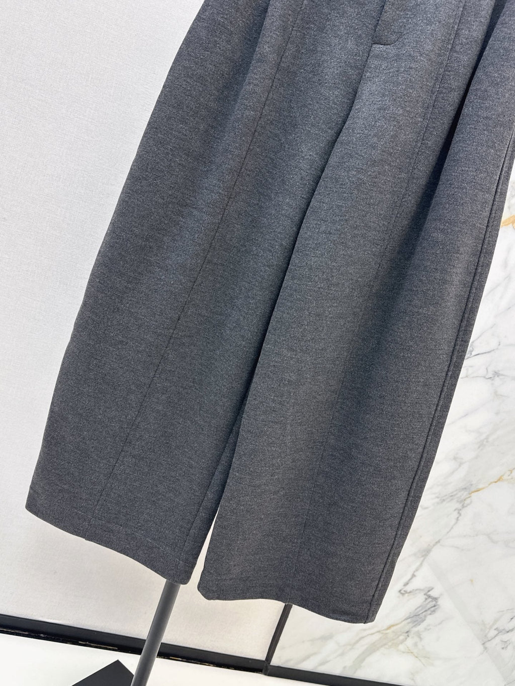 26Latest Autumn/Winter Thickened Wool Straight-Leg Trousers