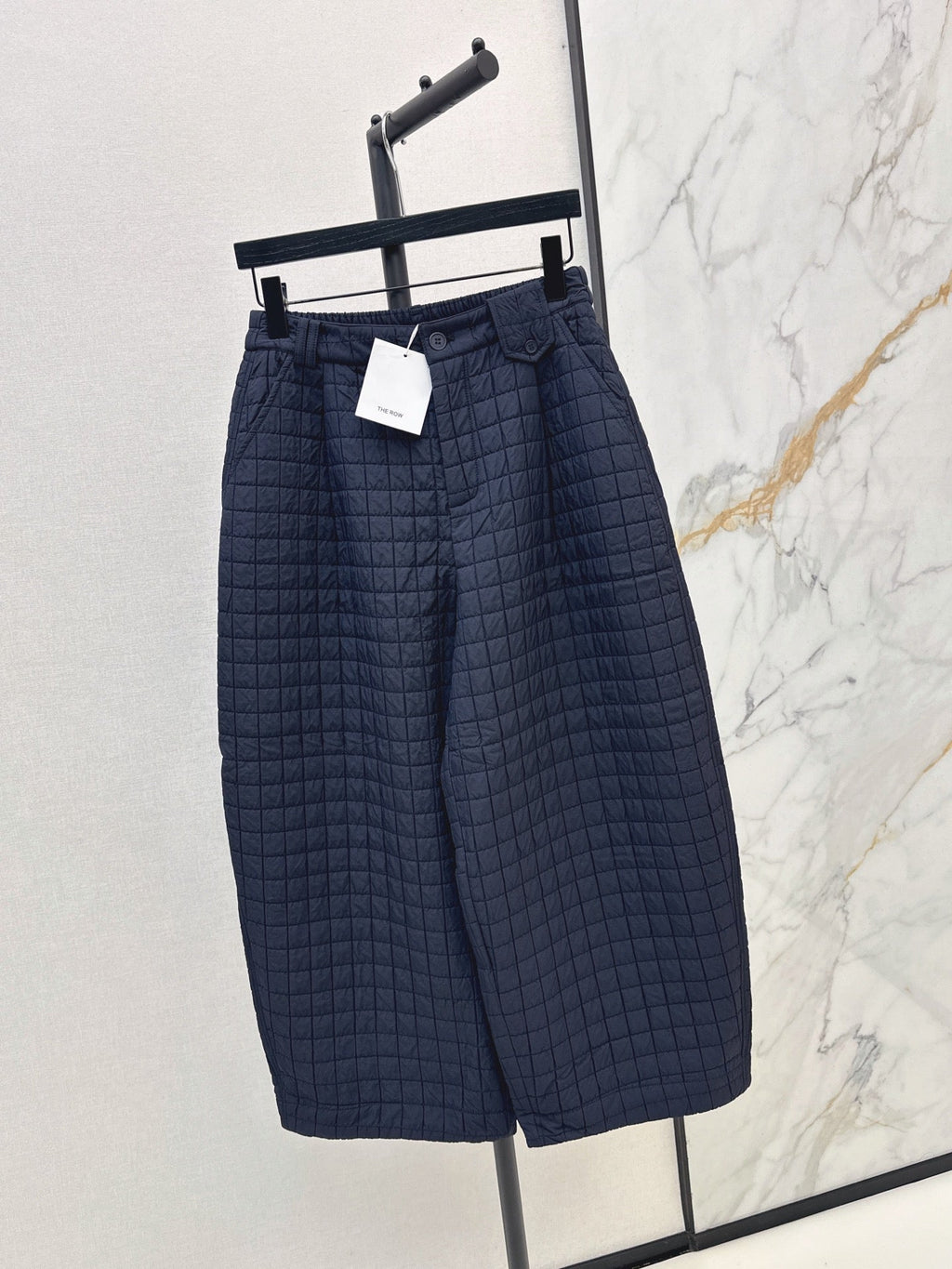 26Latest Autumn/Winter Quilted Plaid Cropped Padded Trousers