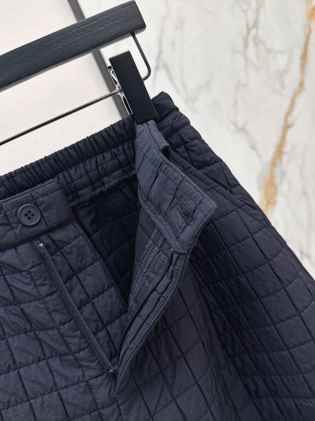 26Latest Autumn/Winter Quilted Plaid Cropped Padded Trousers