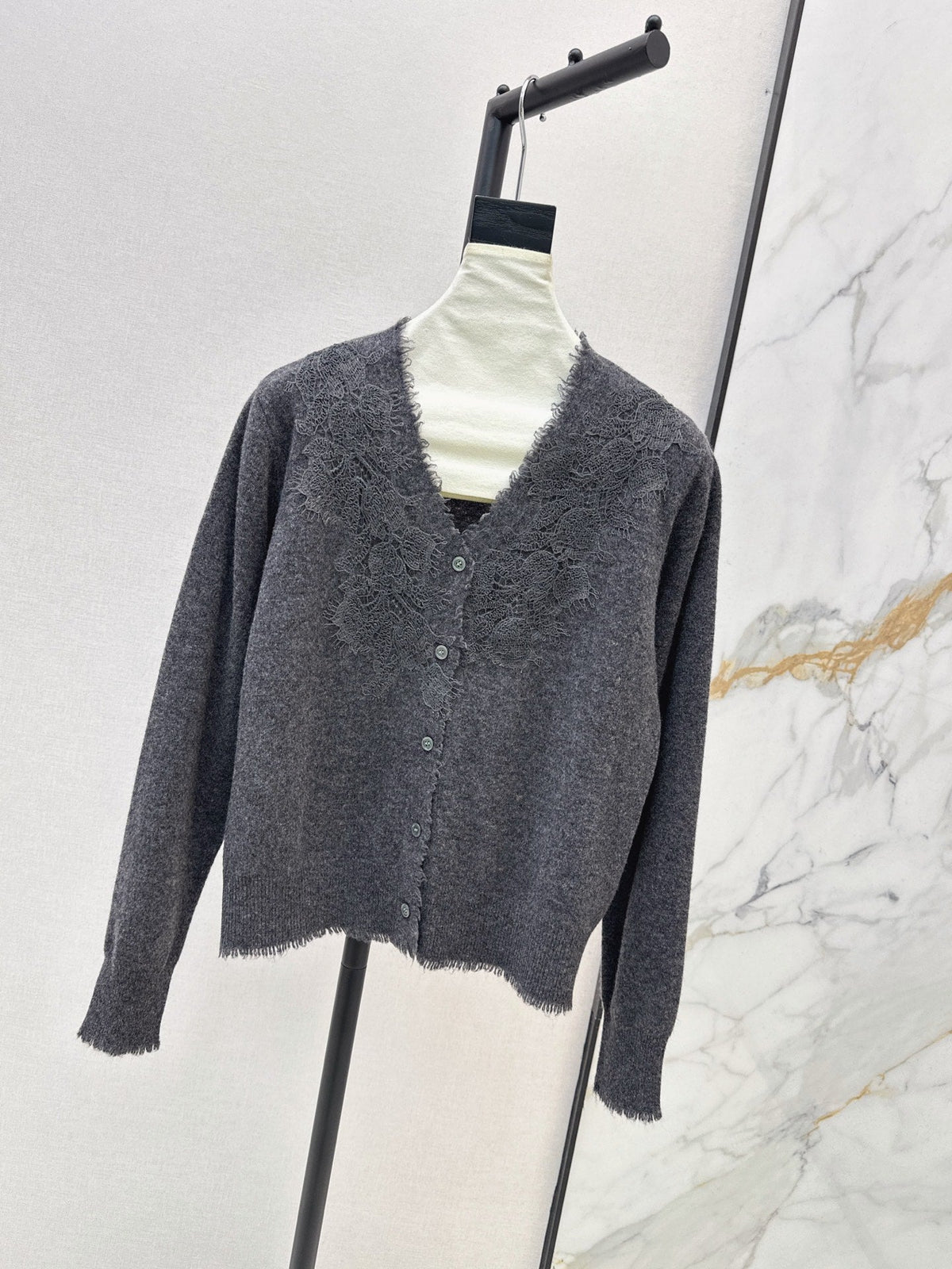 26Latest Autumn/Winter French-style soft V-neck knit cardigan with lace detailing