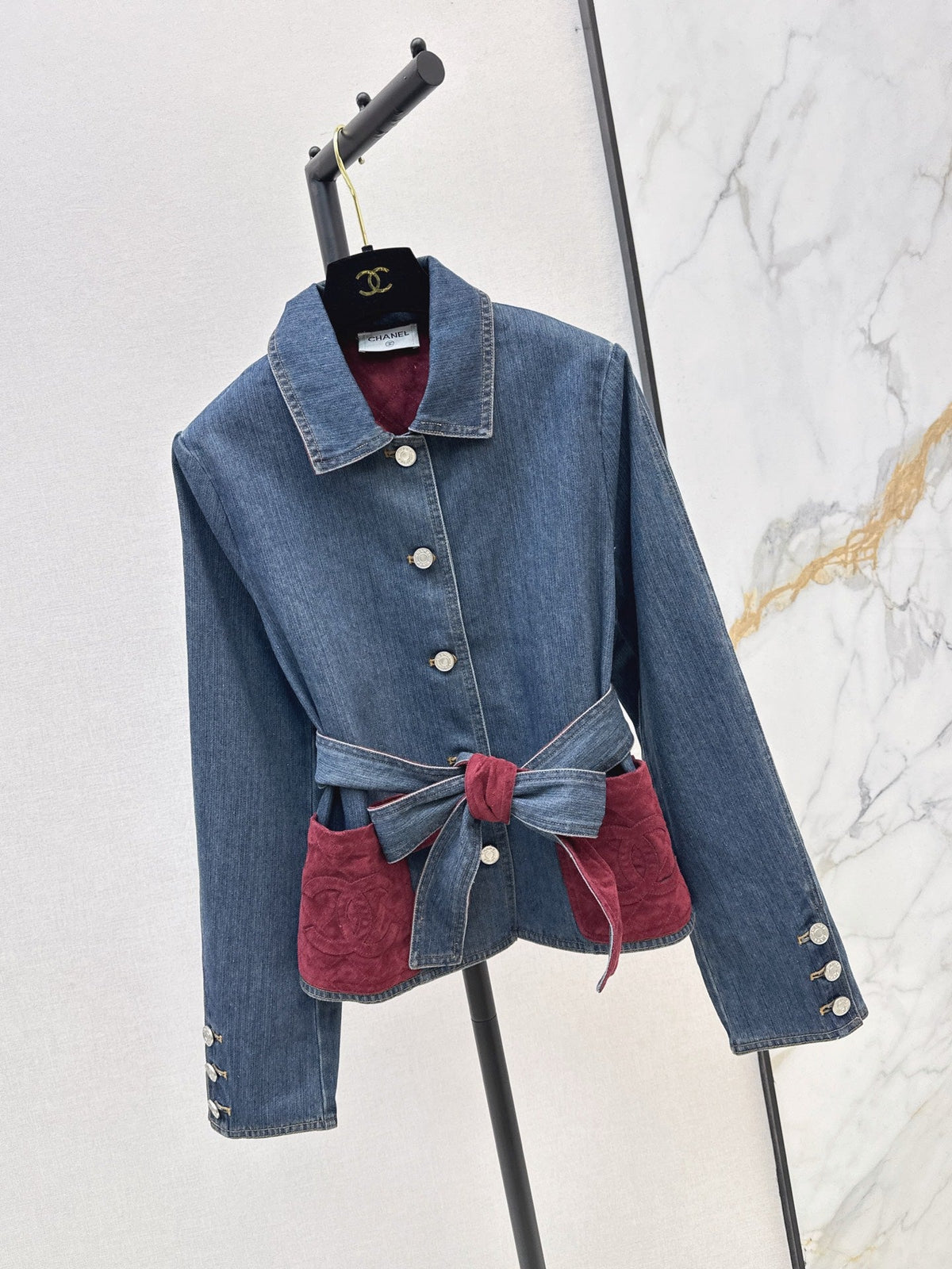 26Latest Autumn/Winter Color-Block Suede-Belt Denim Jacket