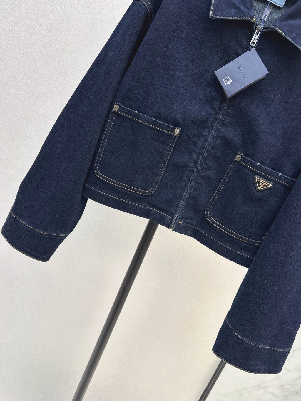 26Latest Autumn/Winter Zip-Up Jacket in Raw-Look Denim