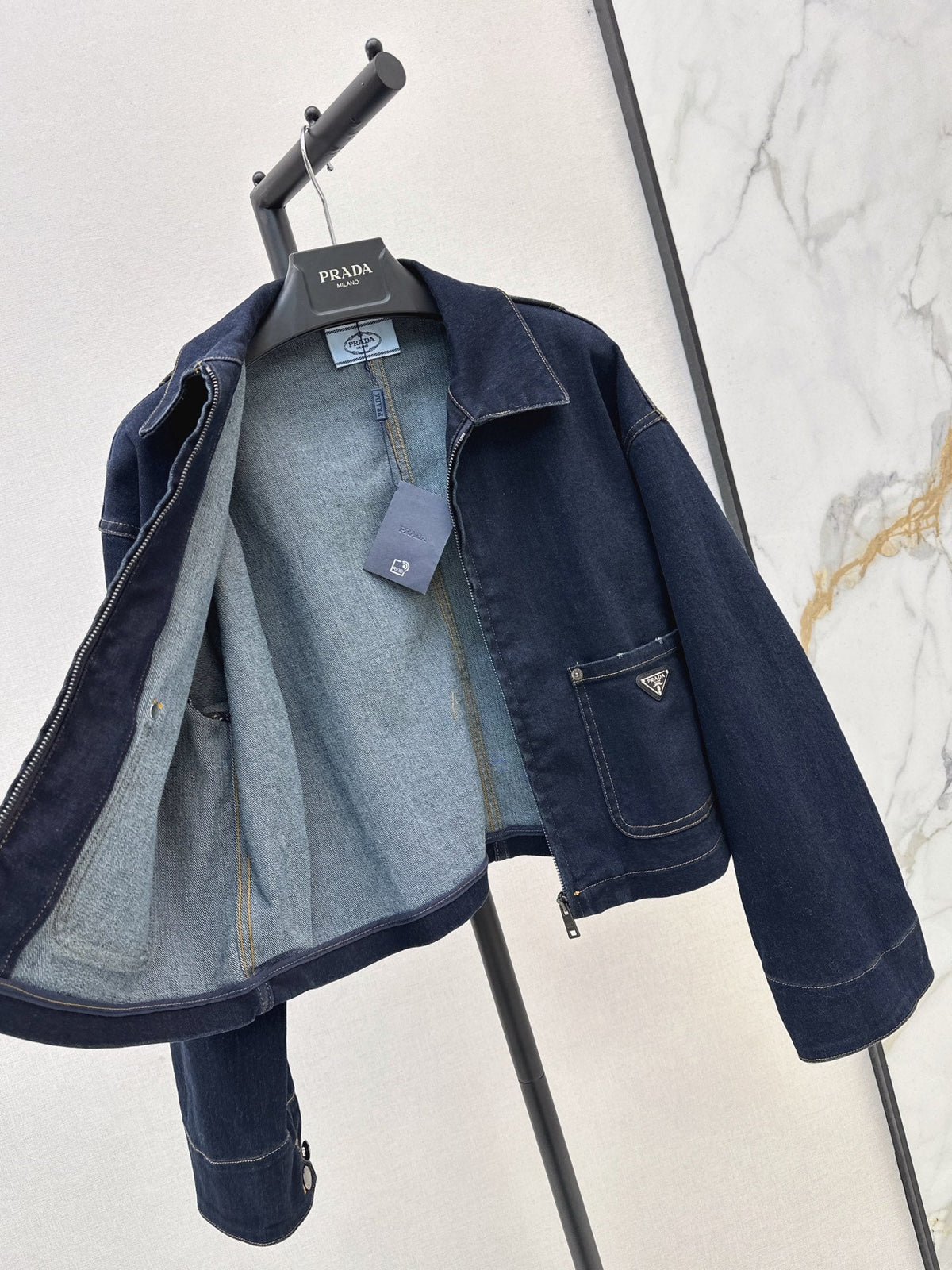 26Latest Autumn/Winter Zip-Up Jacket in Raw-Look Denim