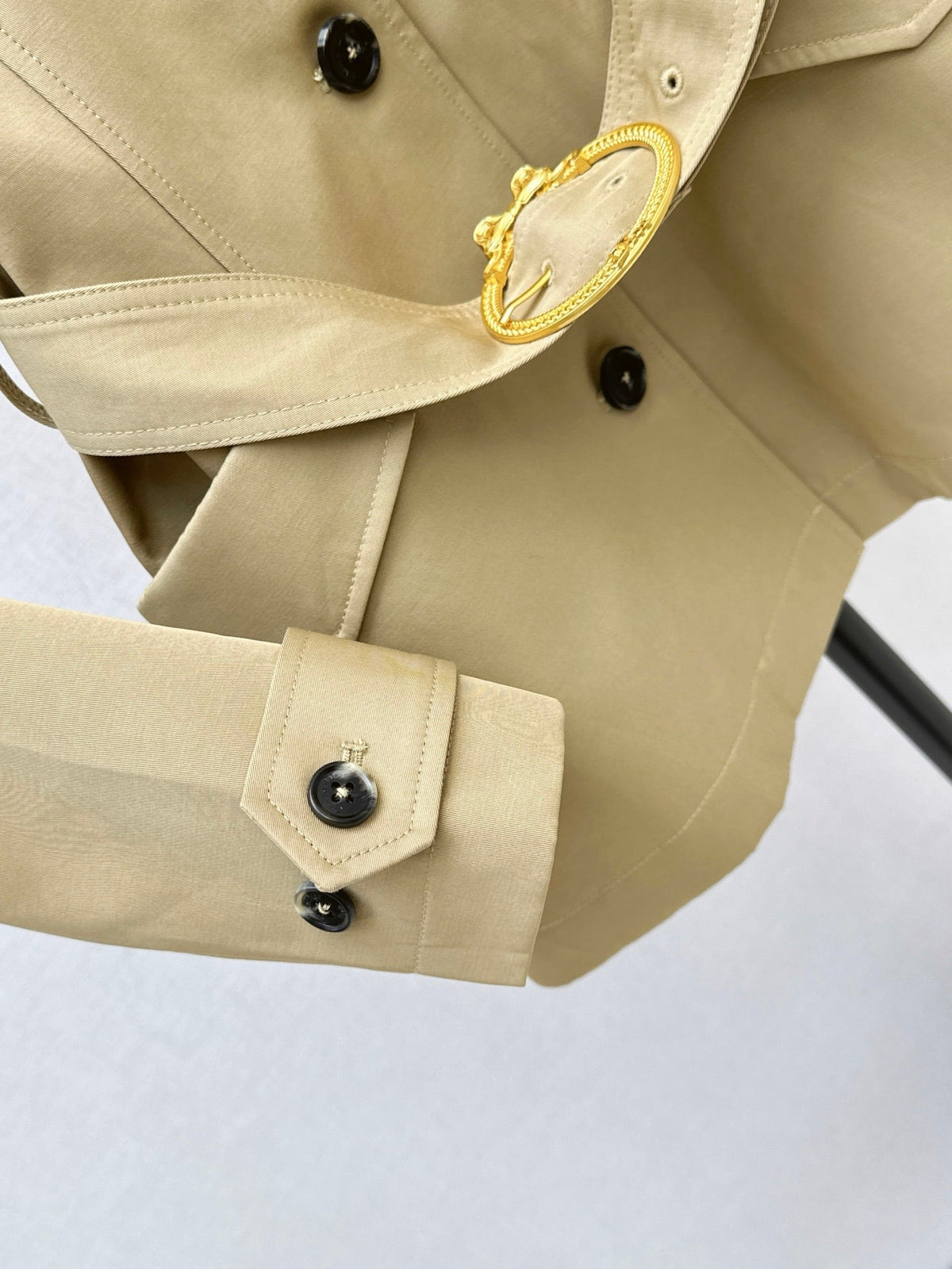 26Latest Autumn/Winter Trench Coat with Metal Ring-Buckle Belt