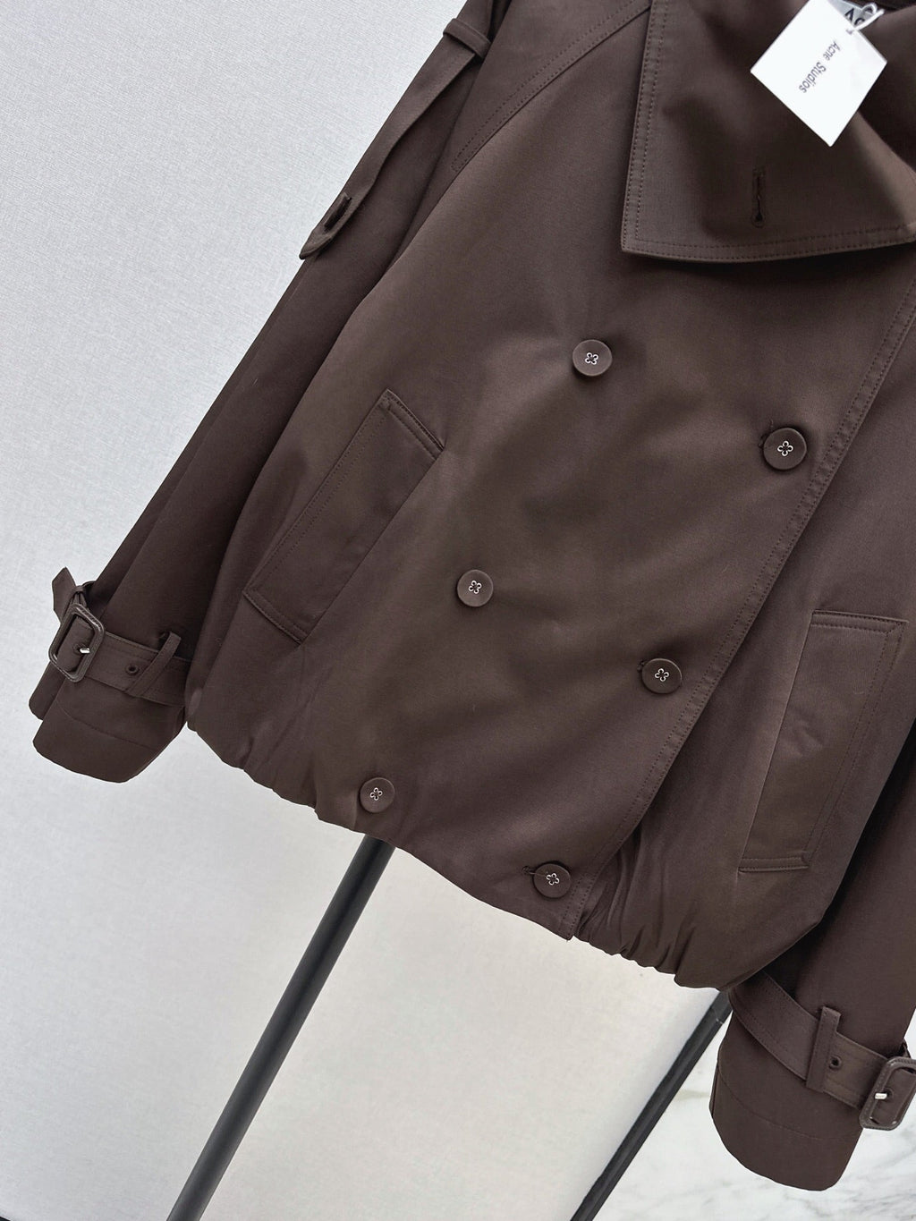 26Latest Autumn/Winter Chocolate Brown Cropped Trench Coat with Stand Collar and Boxy Fit