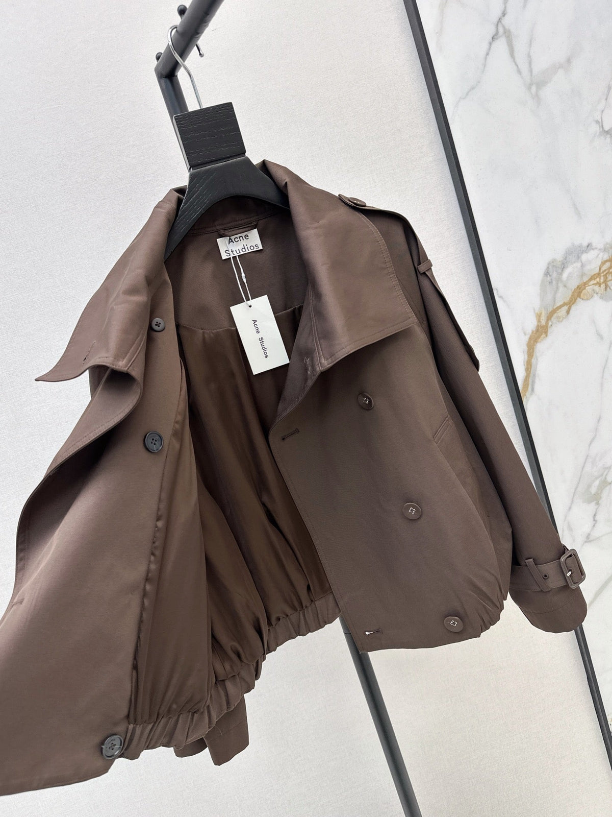 26Latest Autumn/Winter Chocolate Brown Cropped Trench Coat with Stand Collar and Boxy Fit