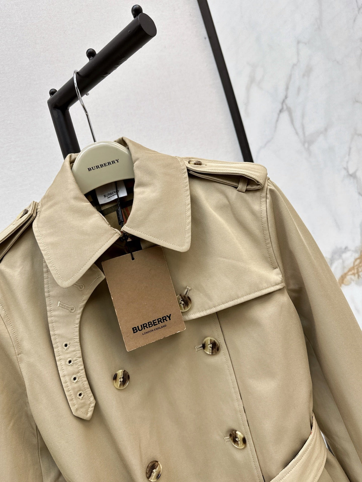 26Latest Classic Double-Breasted Short Trench Coat for Autumn/Winter