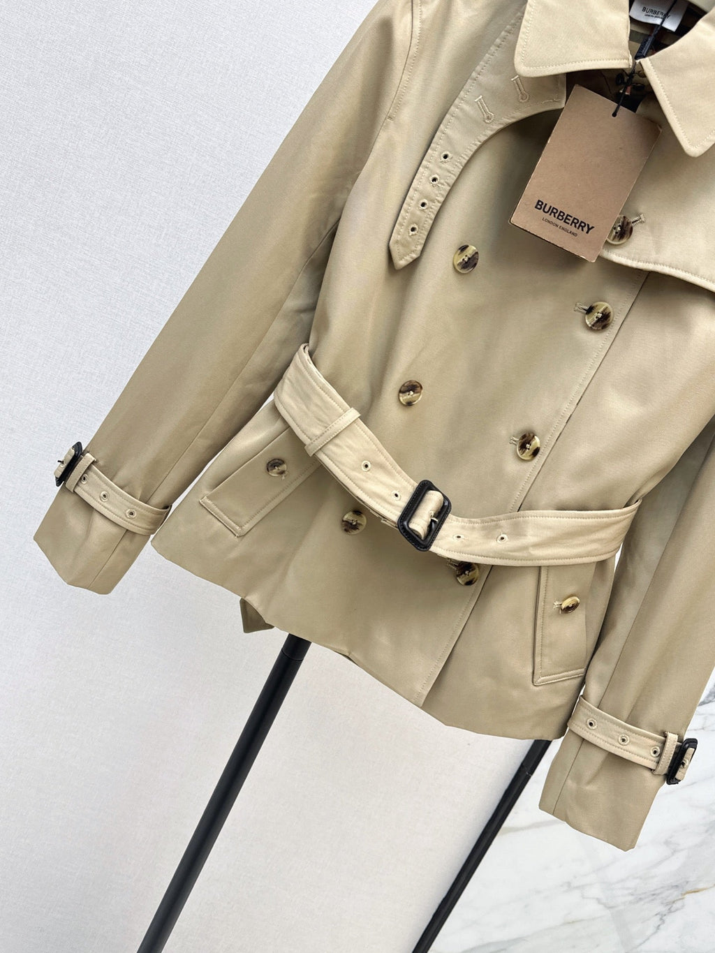 26Latest Classic Double-Breasted Short Trench Coat for Autumn/Winter