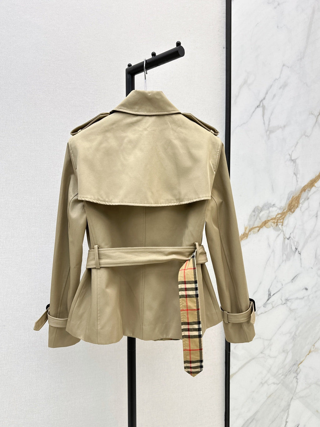 26Latest Classic Double-Breasted Short Trench Coat for Autumn/Winter