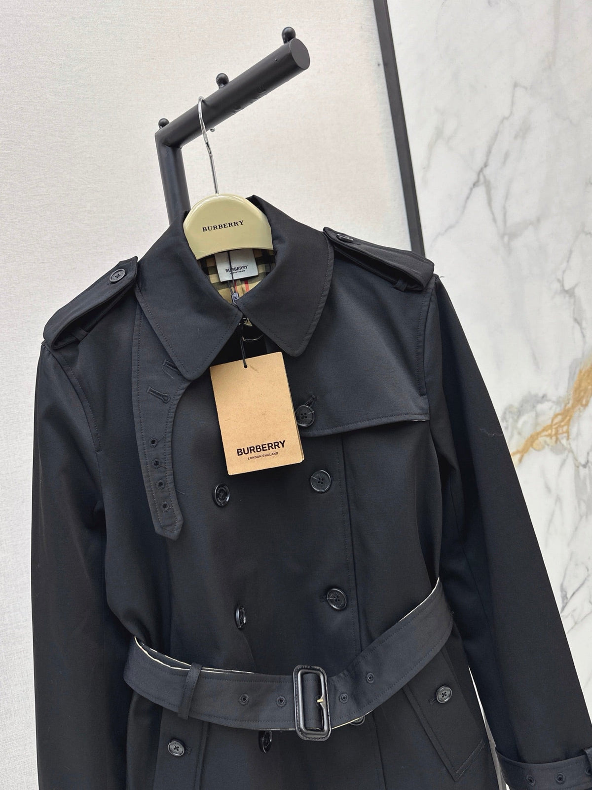 26Latest Classic Double-Breasted Short Trench Coat for Autumn/Winter