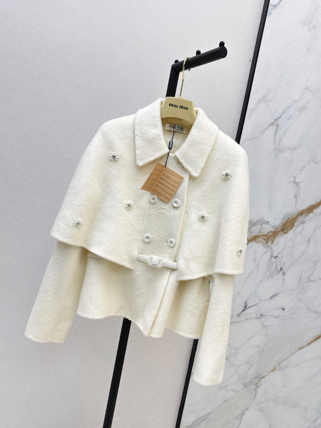 26Latest Autumn/Winter "Socialite-Style" Double-Faced Wool Coat (Cape-Style/Faux-Layered Look)