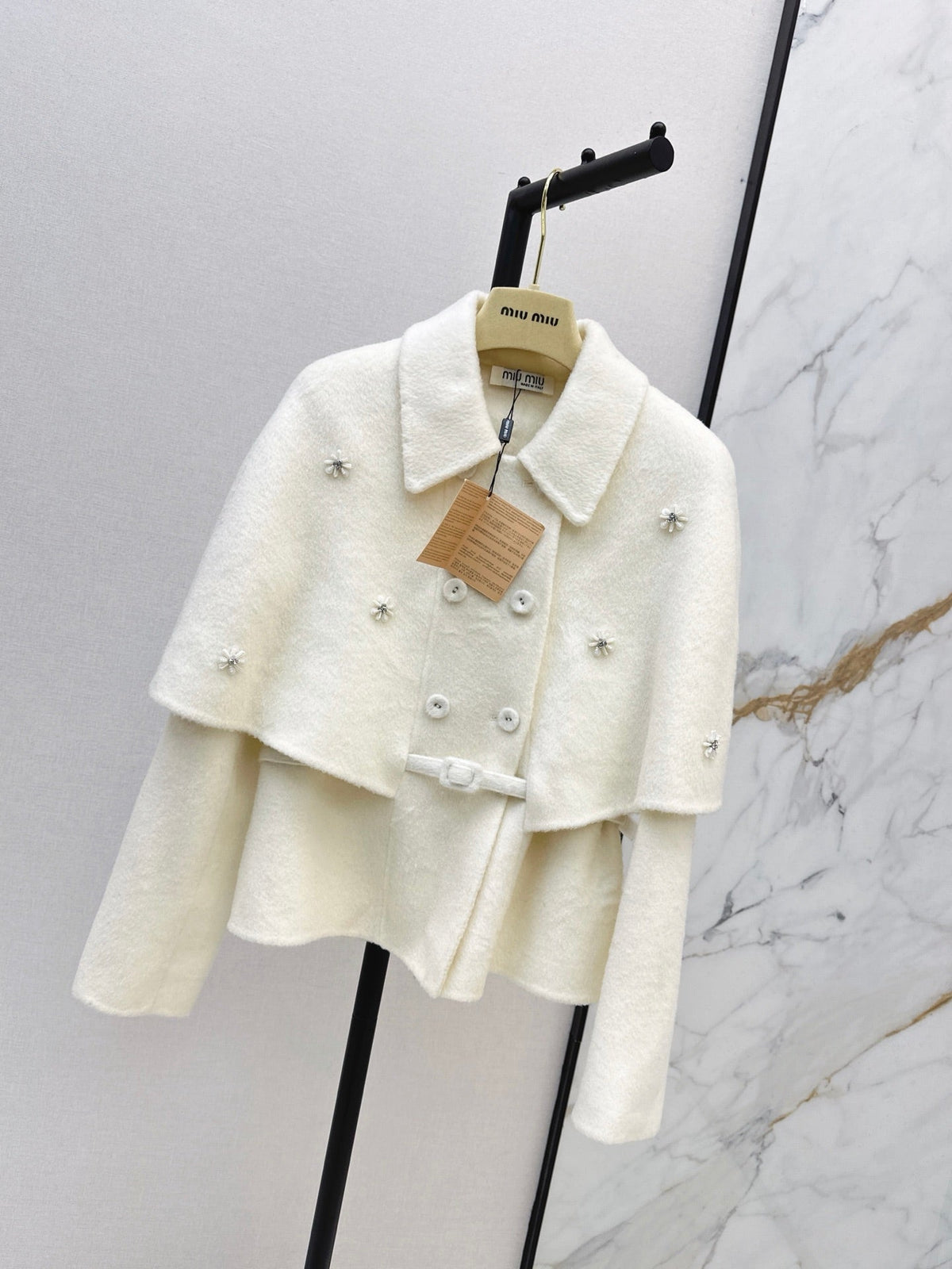 26Latest Autumn/Winter "Socialite-Style" Double-Faced Wool Coat (Cape-Style/Faux-Layered Look)