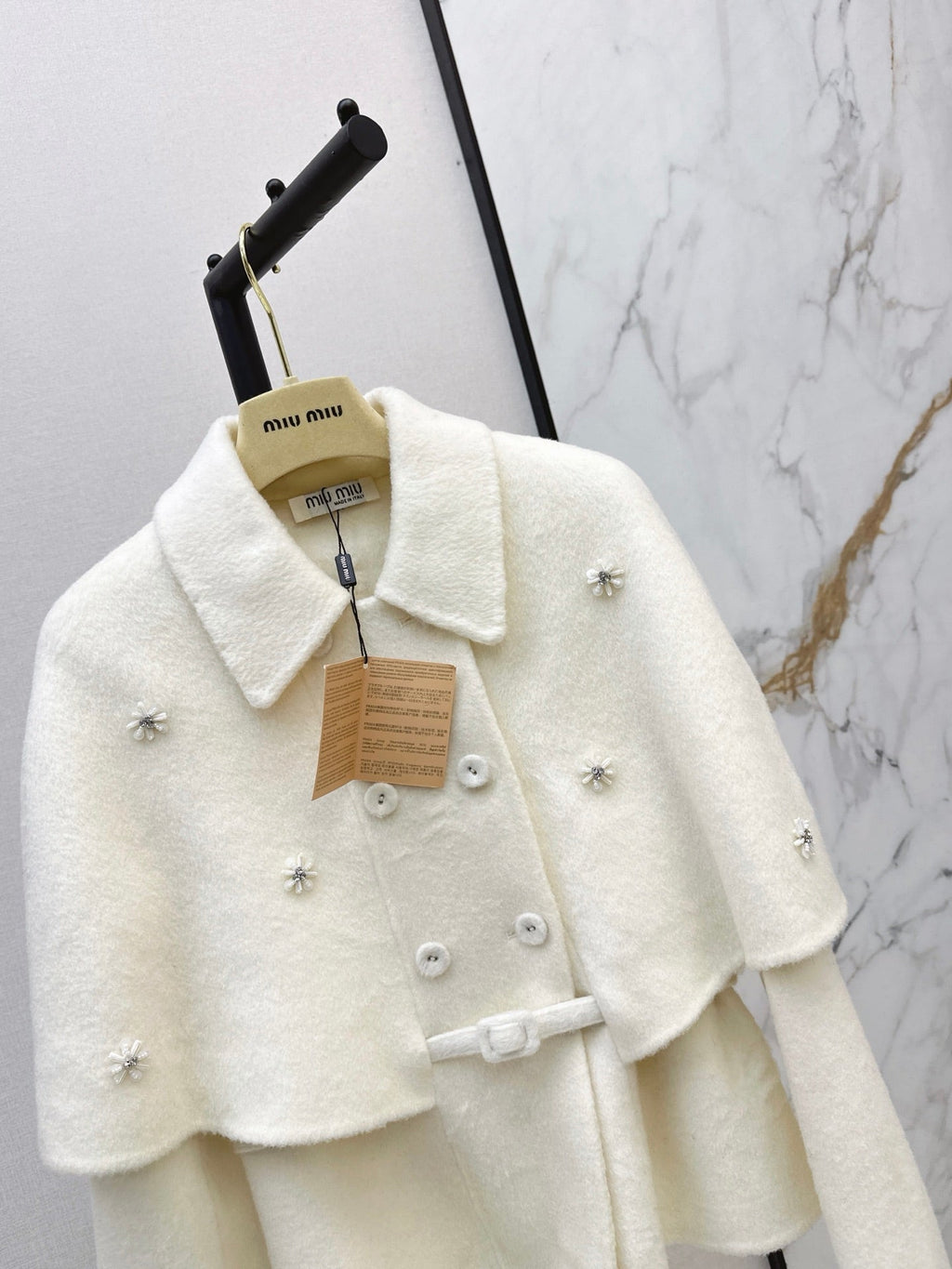 26Latest Autumn/Winter "Socialite-Style" Double-Faced Wool Coat (Cape-Style/Faux-Layered Look)