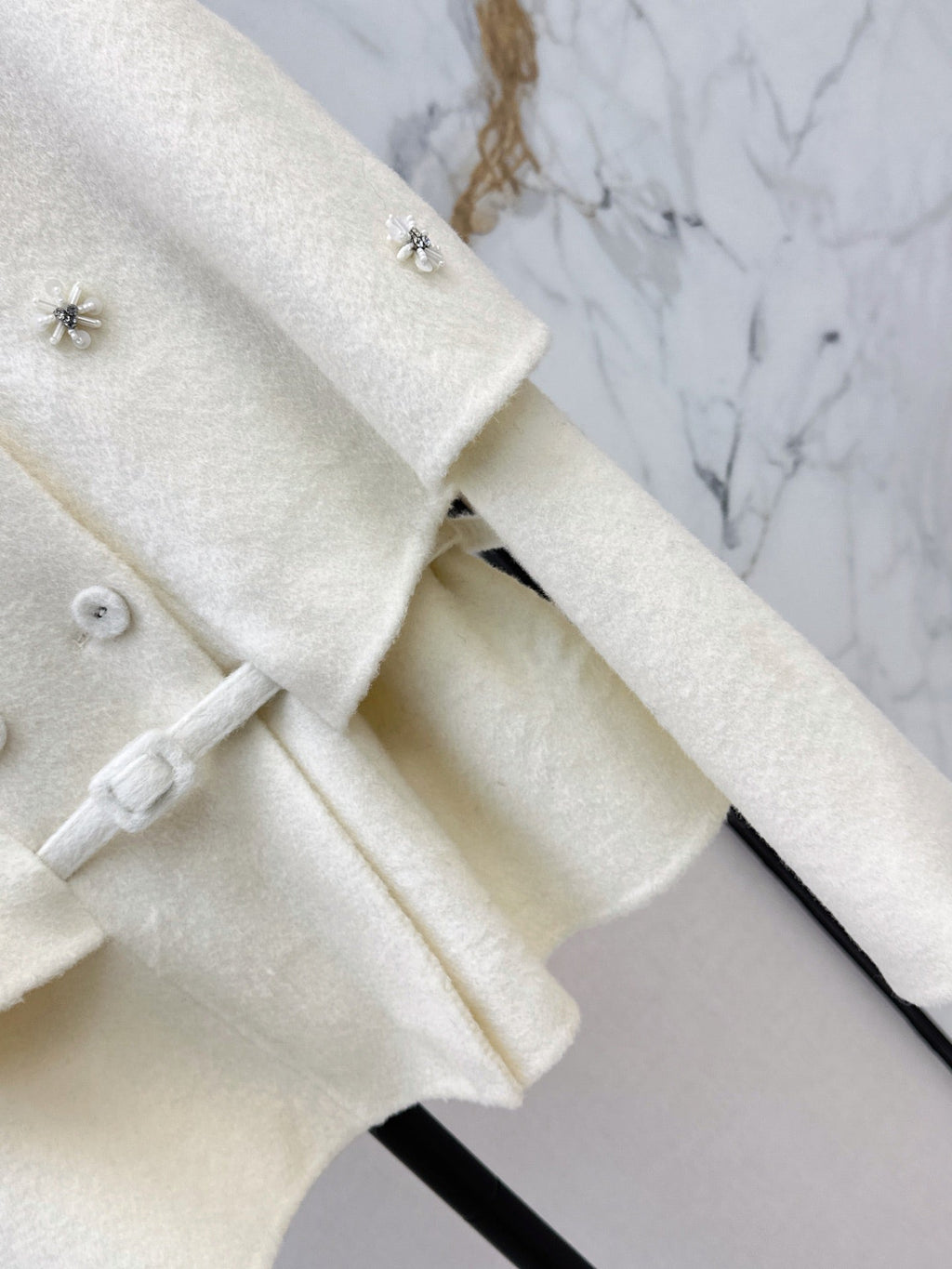 26Latest Autumn/Winter "Socialite-Style" Double-Faced Wool Coat (Cape-Style/Faux-Layered Look)