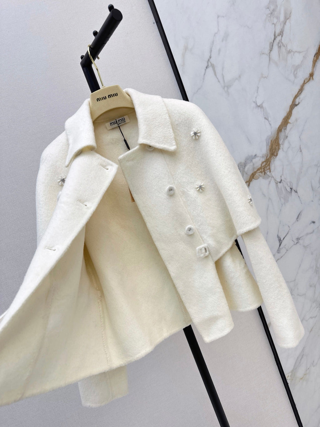 26Latest Autumn/Winter "Socialite-Style" Double-Faced Wool Coat (Cape-Style/Faux-Layered Look)