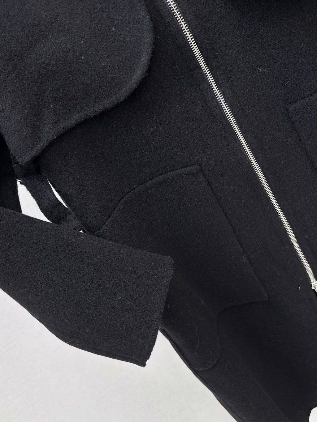 26Latest Autumn/Winter Two-Piece Set: Long Double-Faced Wool-Cashmere Coat